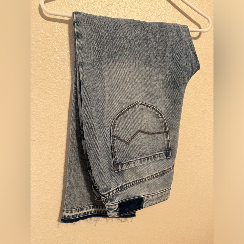 High Rise Straight - Women Jeans - Picture 6 of 12